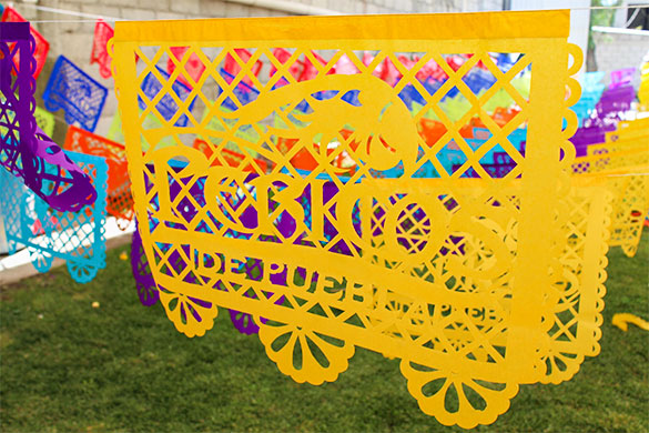 Papel picado, Decoraciones Victoria